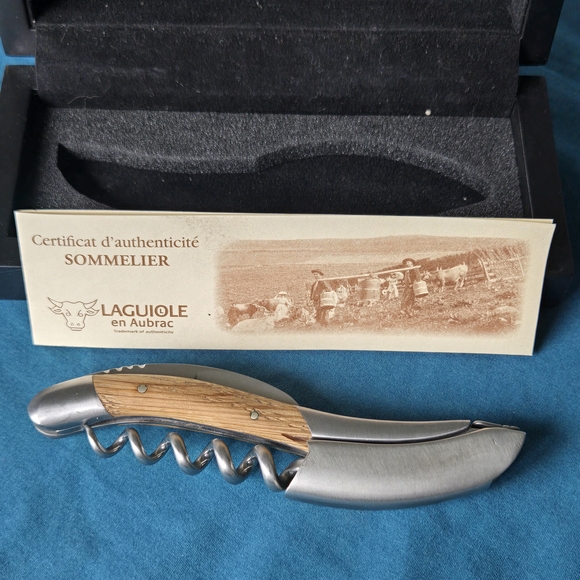 Laguiole Sommelier Corkscrew - Picture 6 of 16